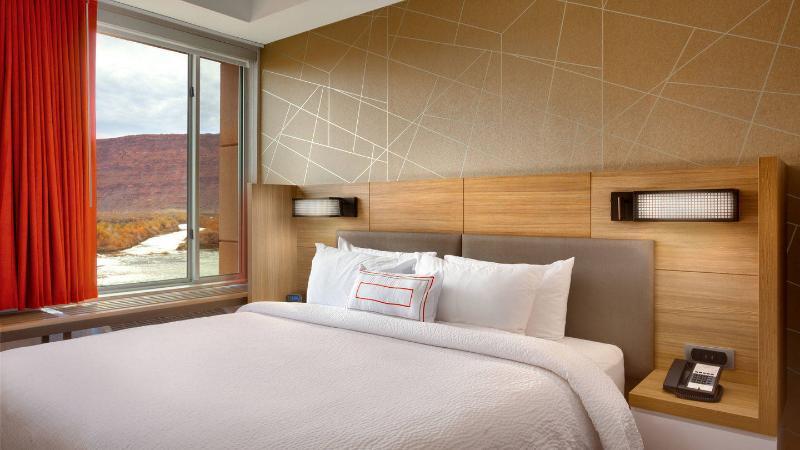 Springhill Suites By Marriott Huntington Beach Orange County Exterior foto